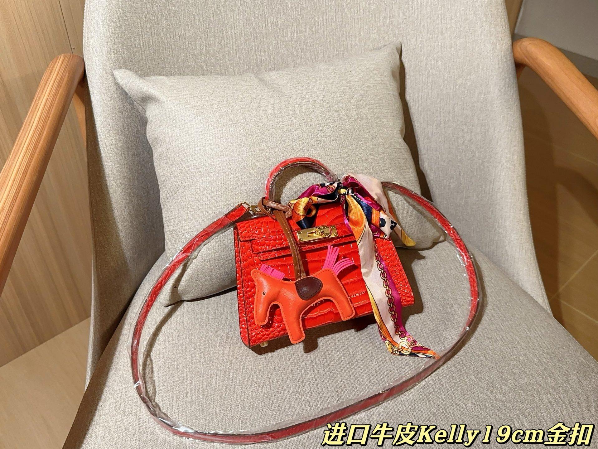 db6f8ce950717b490accedc5e40e92a0.jpg