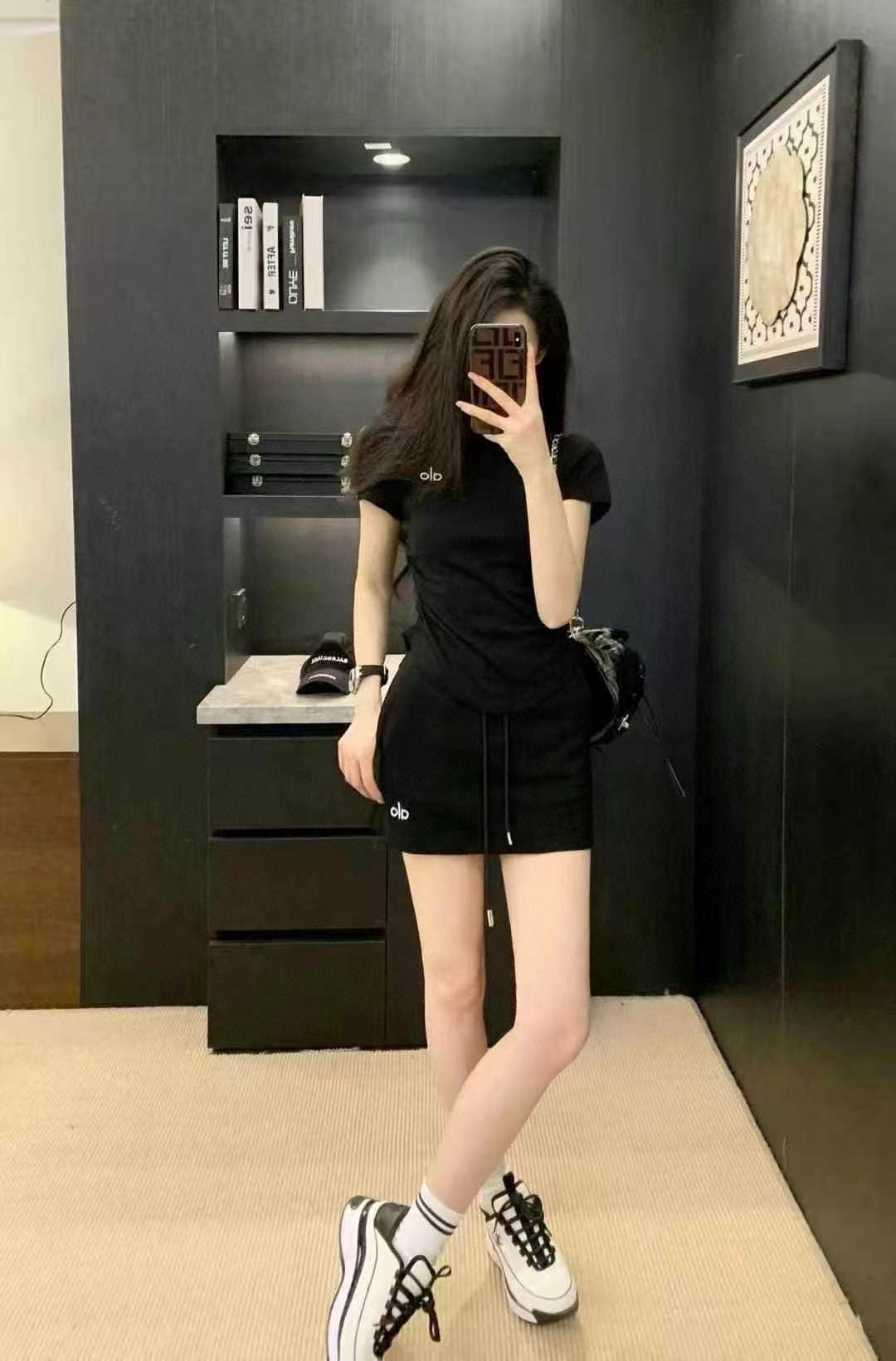 2feebeb5ab74e2a6cd9aa9913bc737ec.jpg