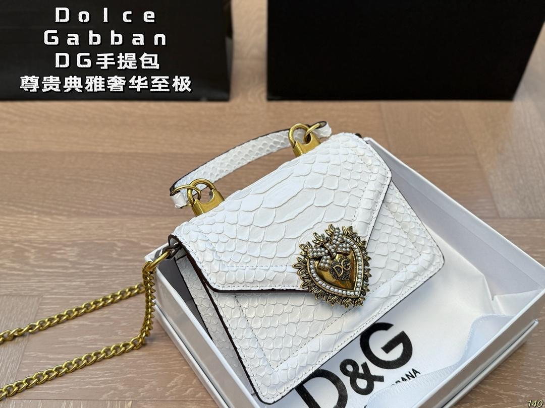 39d2299fdd8679e472ca609ef4b096a5.jpg
