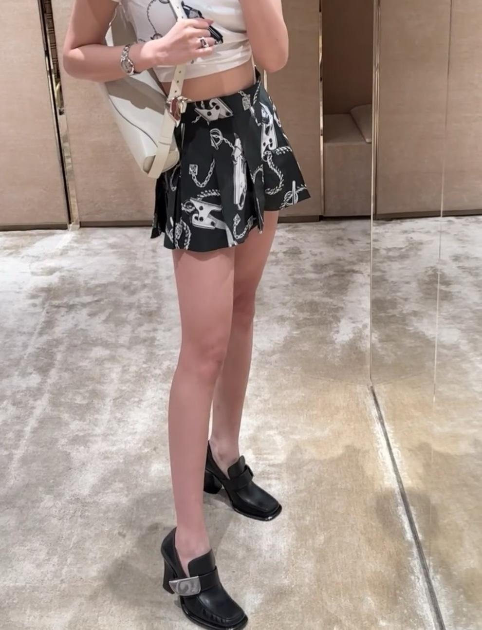 3e346d4ceb4a2f4c32b1064464050a09.jpg