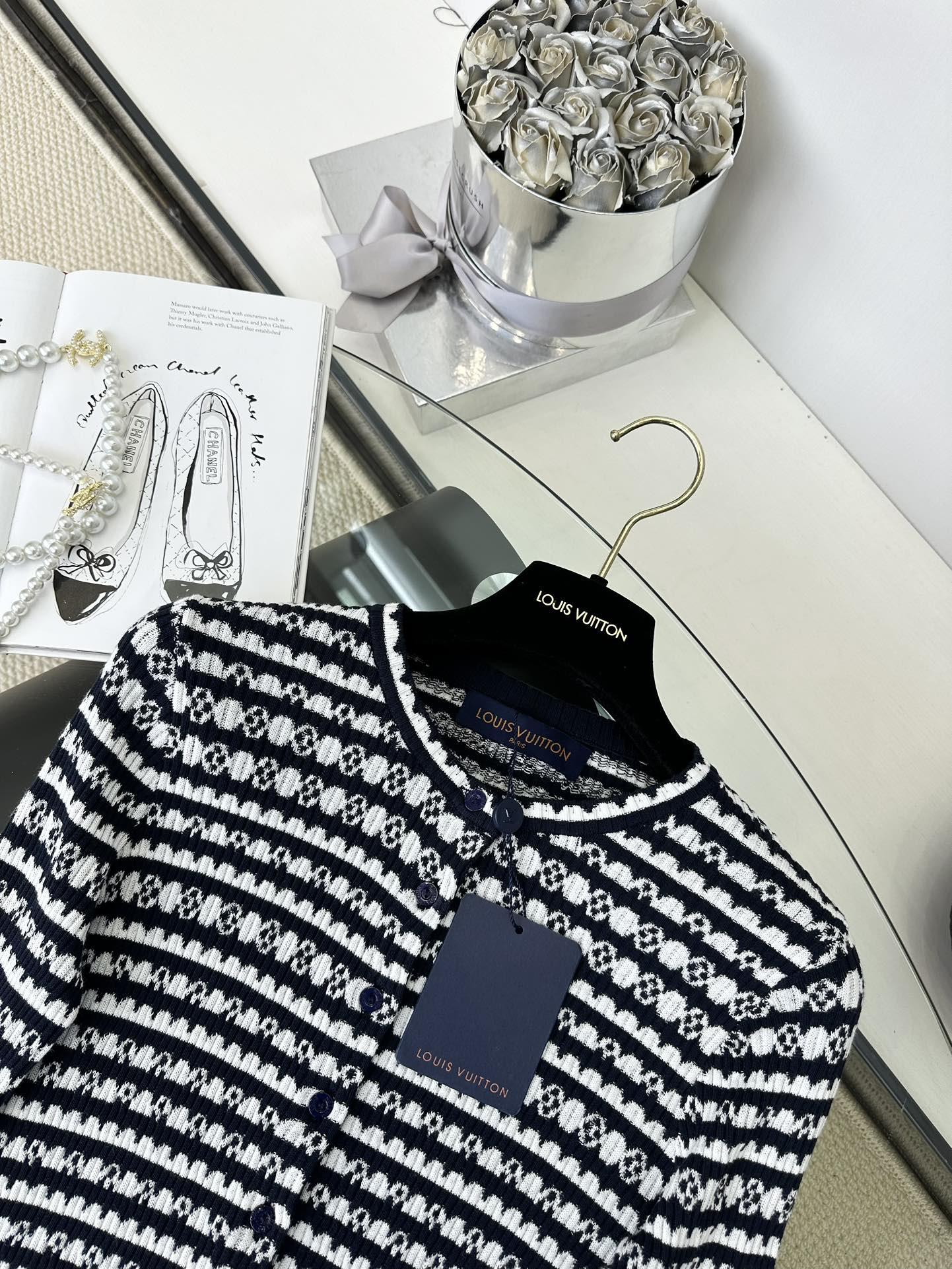 f21765ee972d5ebe1ac899c9c92b3832.jpg