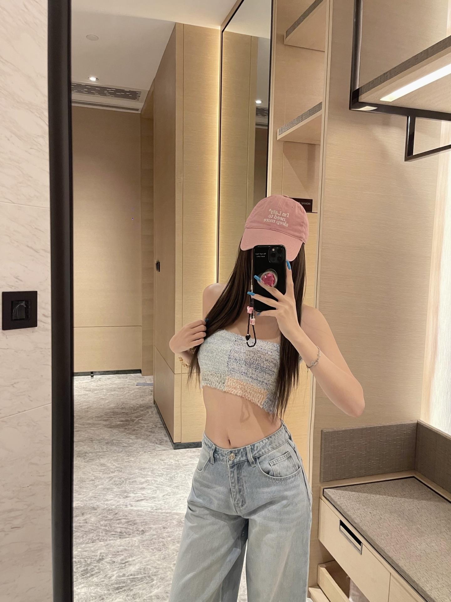 129f1debfdc63e85d0811b02e8ceffa5.jpg