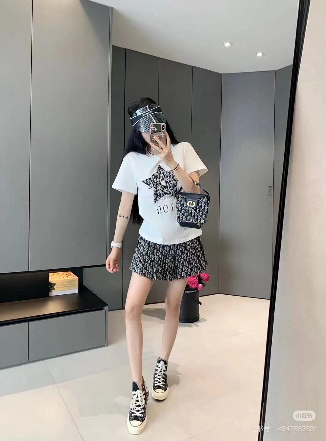17edb1225a0ea26f46bb8584ba08e7df.jpg