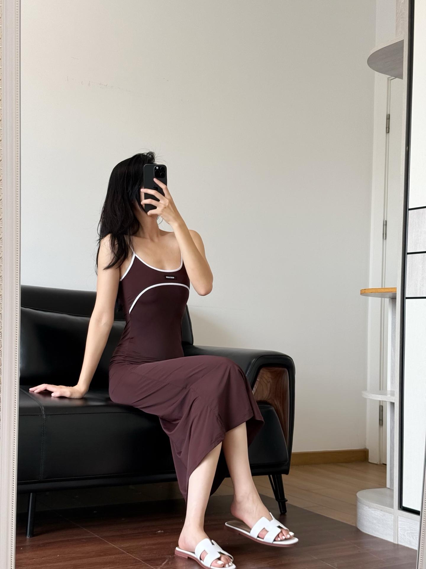 2208eba132c38dae8ea996142a201fc2.jpg