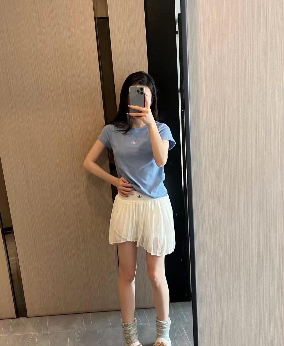 30b47d98184bb9be18dca745f2a2b5e7.jpg