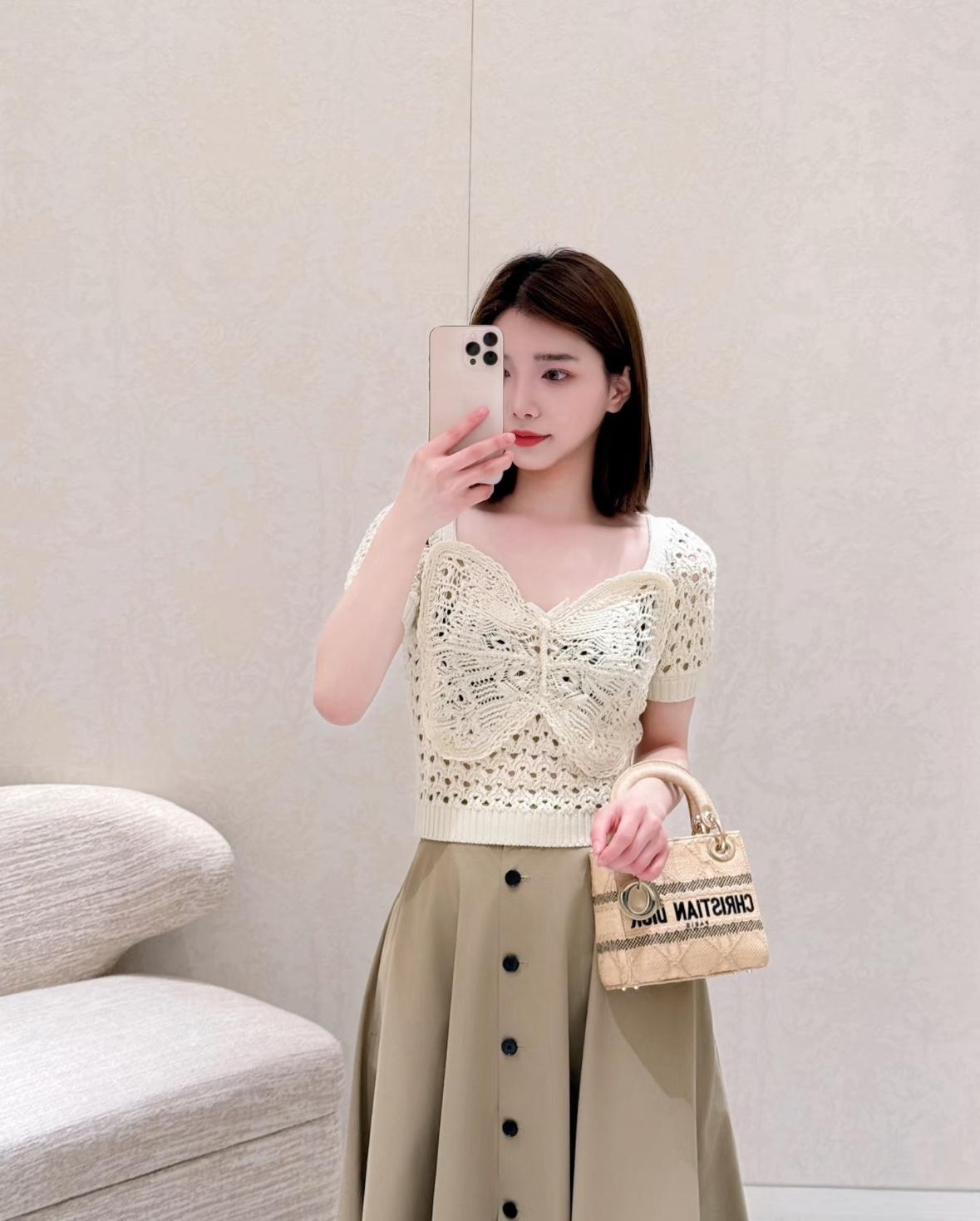 381c885a0ea81becd6ab9ba9ba0ace95.jpg