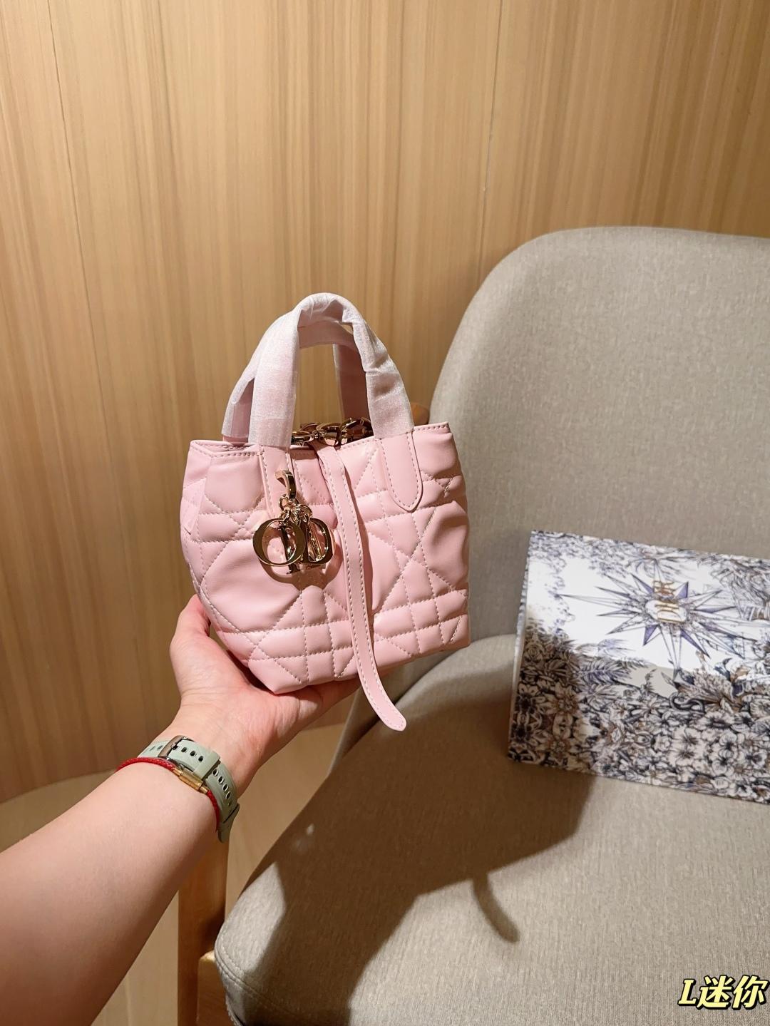 405bd3b77775c3874ece187aed23cb73.jpg