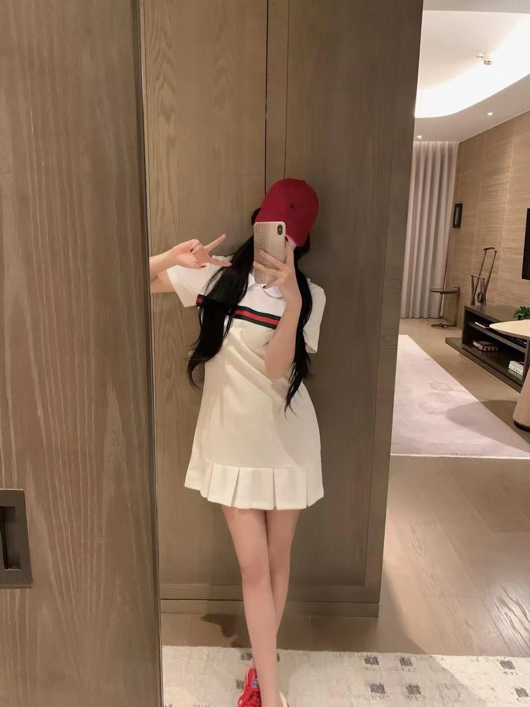 5e0e503396f1b787f769434c969be862.jpg