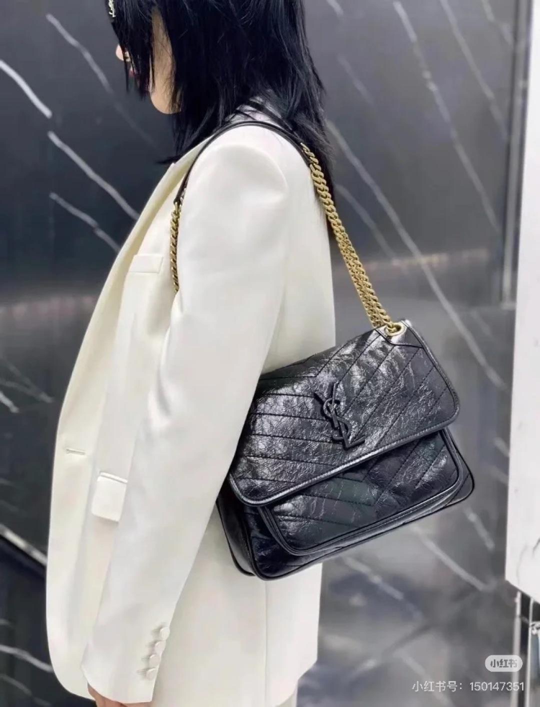 607083c1c12ca7ff530dcd8bd73f14e8.jpg