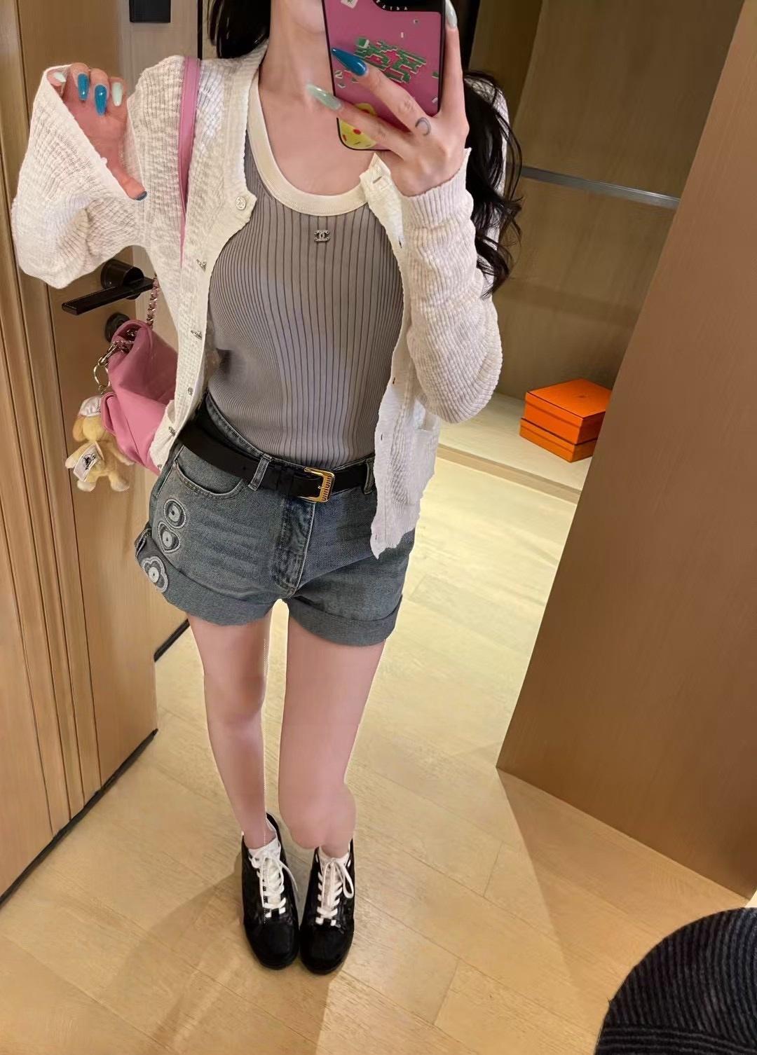 63e9b6df58b0f488d20a7f89515f6118.jpg