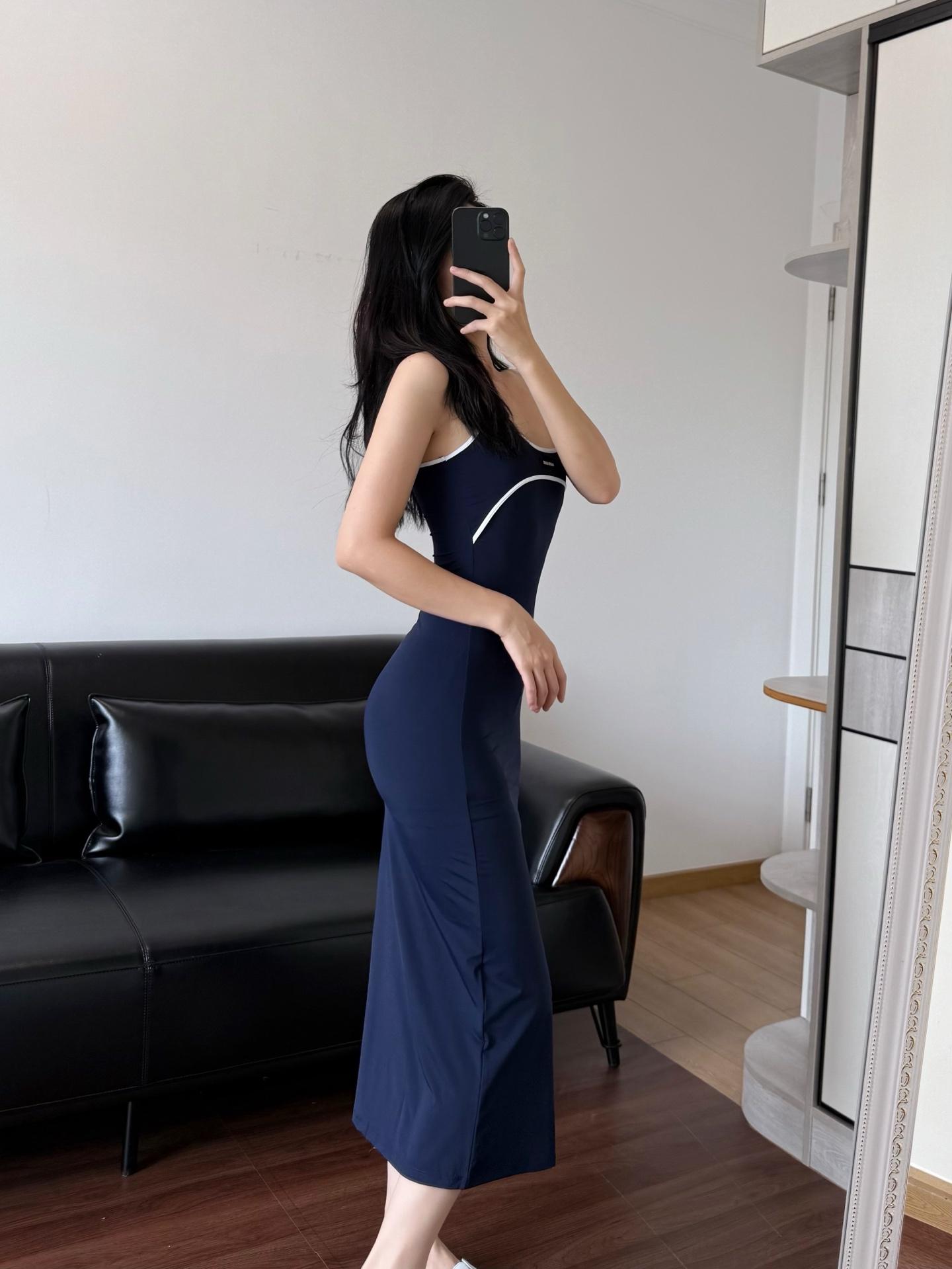88f5fb5ee06608eae5b35fa7425f3410.jpg