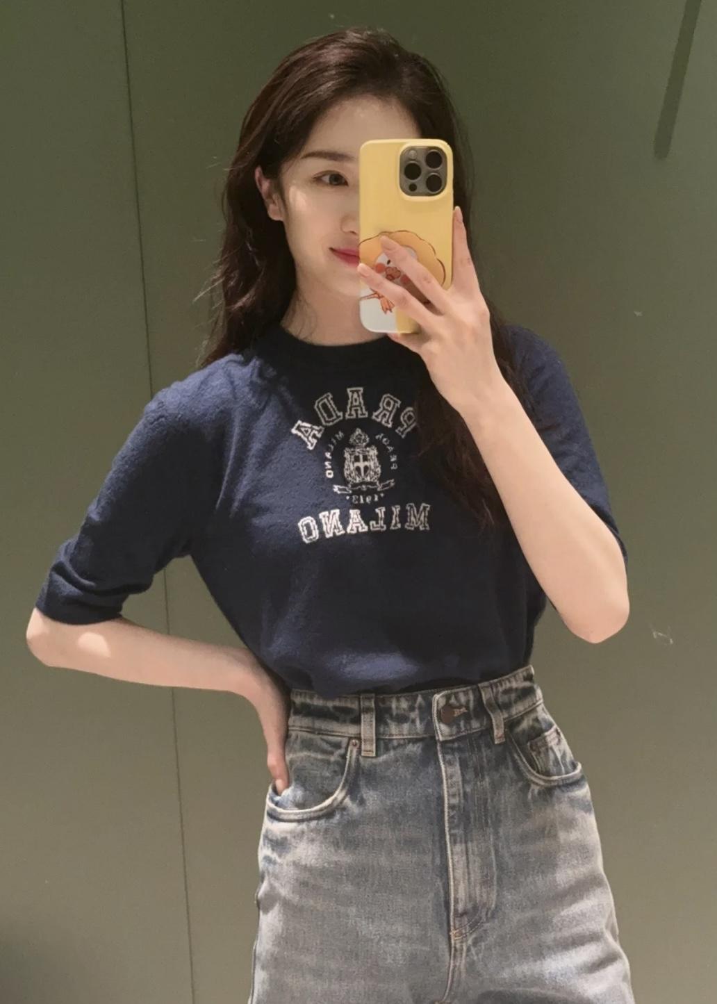 8c5f5e605353c15d2ed7e53cfd5592af.jpg