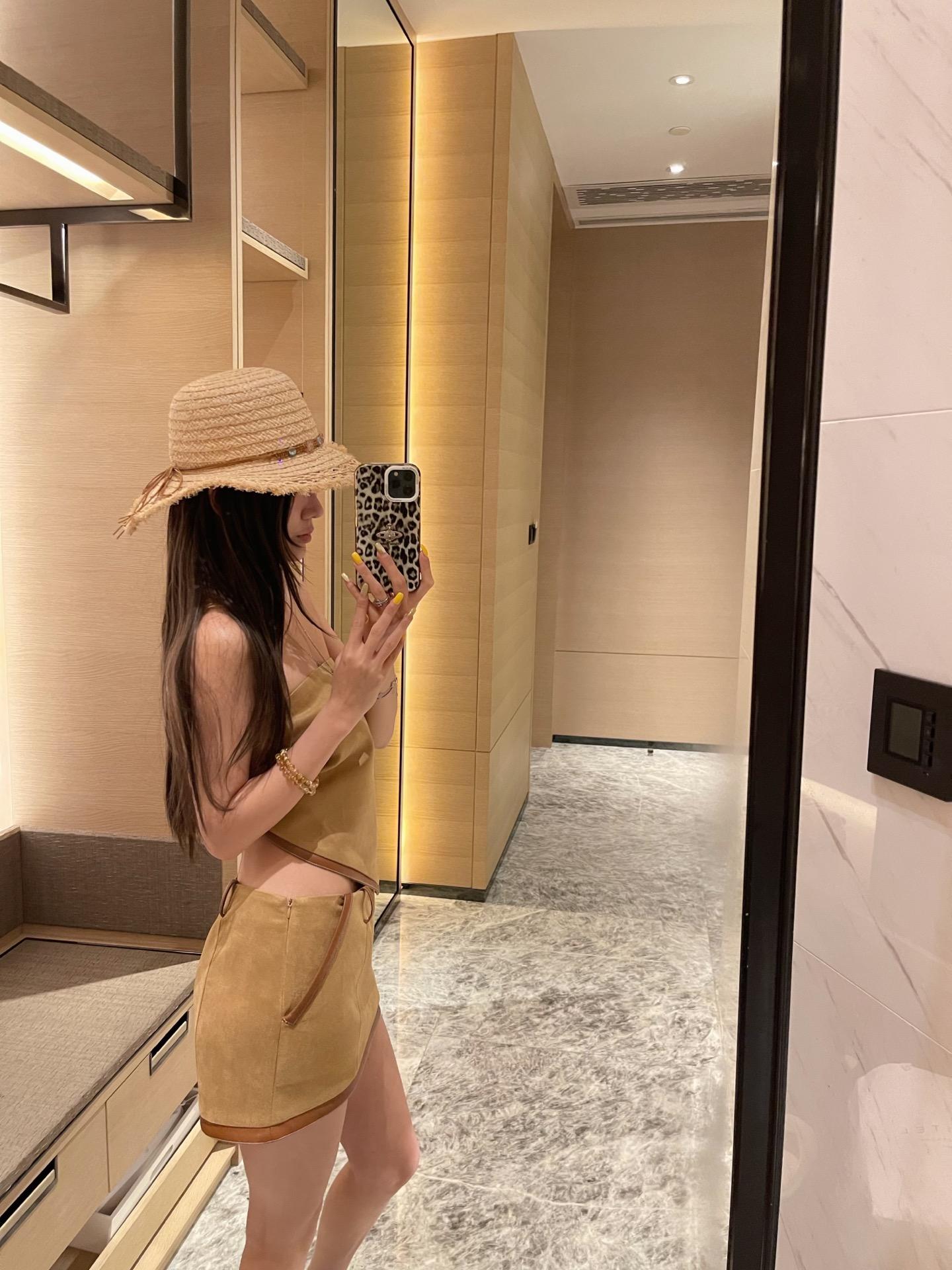 b821cd3a4f454c91edc35855211d58bc.jpg
