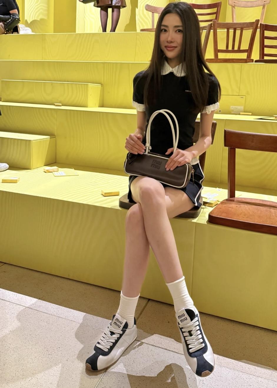 d8e43f603cfaed3c8598ceb82f4255b2.jpg