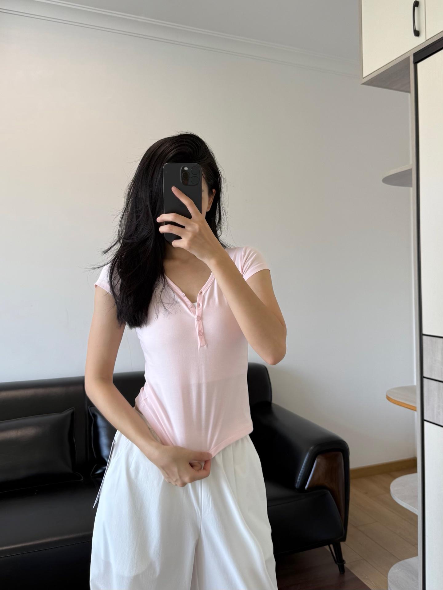 e18e993af1d4c9c05ab54a388ee9e6d7.jpg