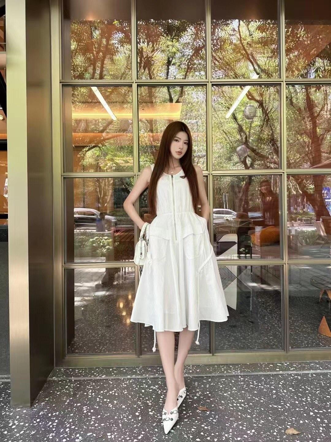 e7280303e7bae50444f8f0711f2041fe.jpg