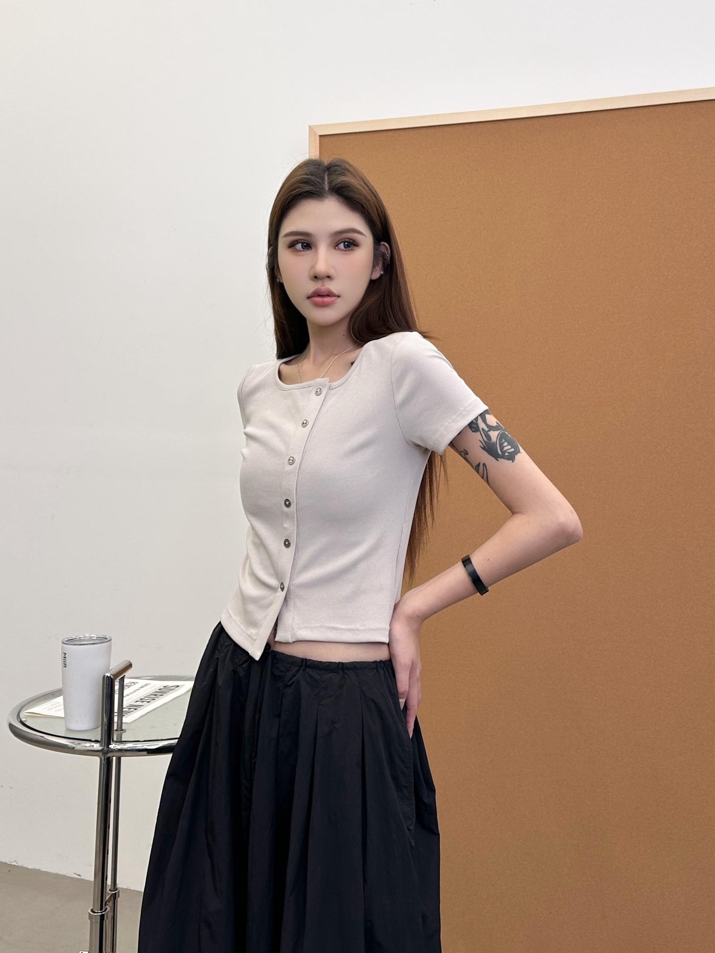 eceefa4074cafa5db17496a33330a685.jpg