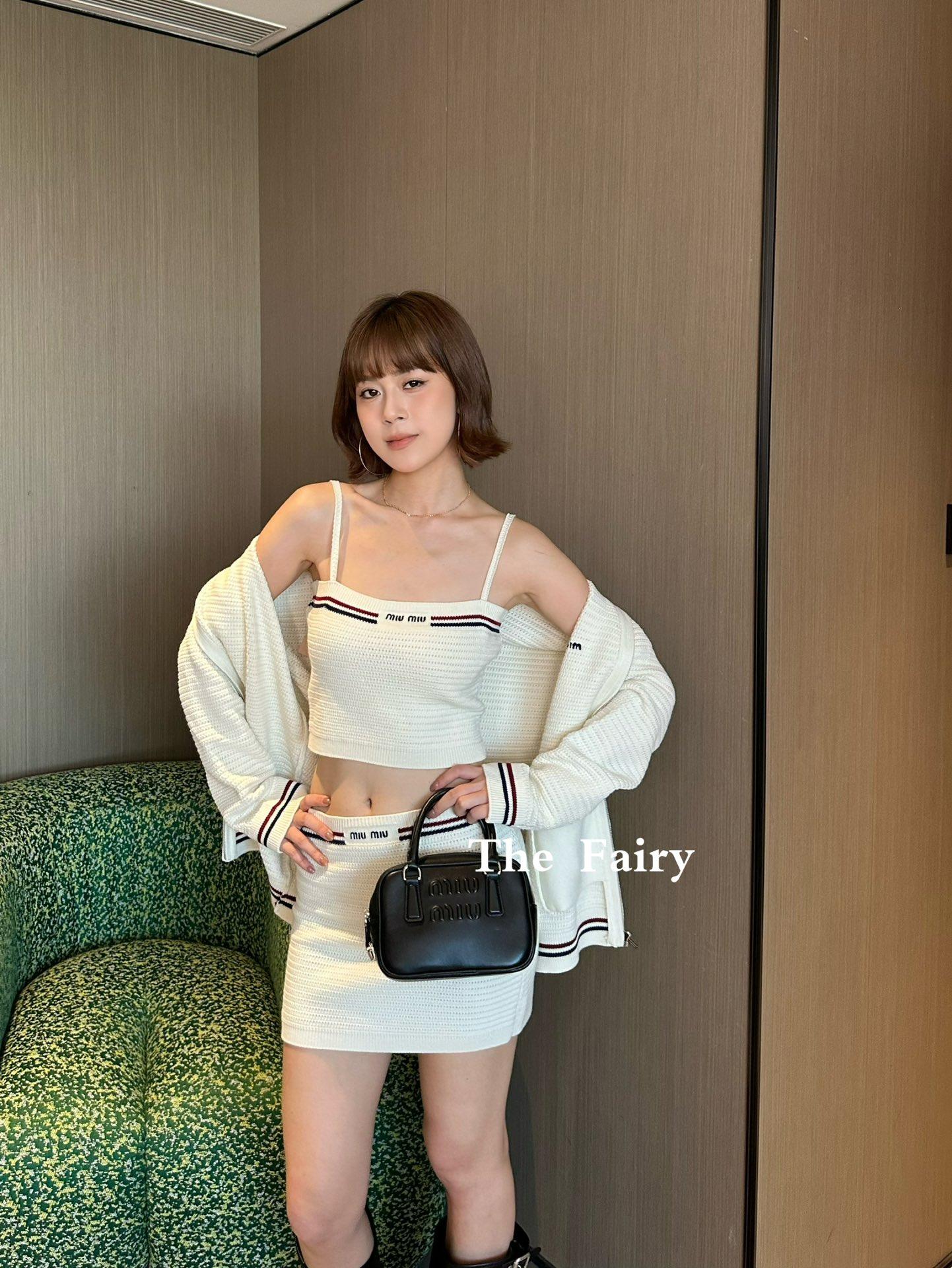 f407ac6e0c6ab5d35dcb6a09efbb23f7.jpg
