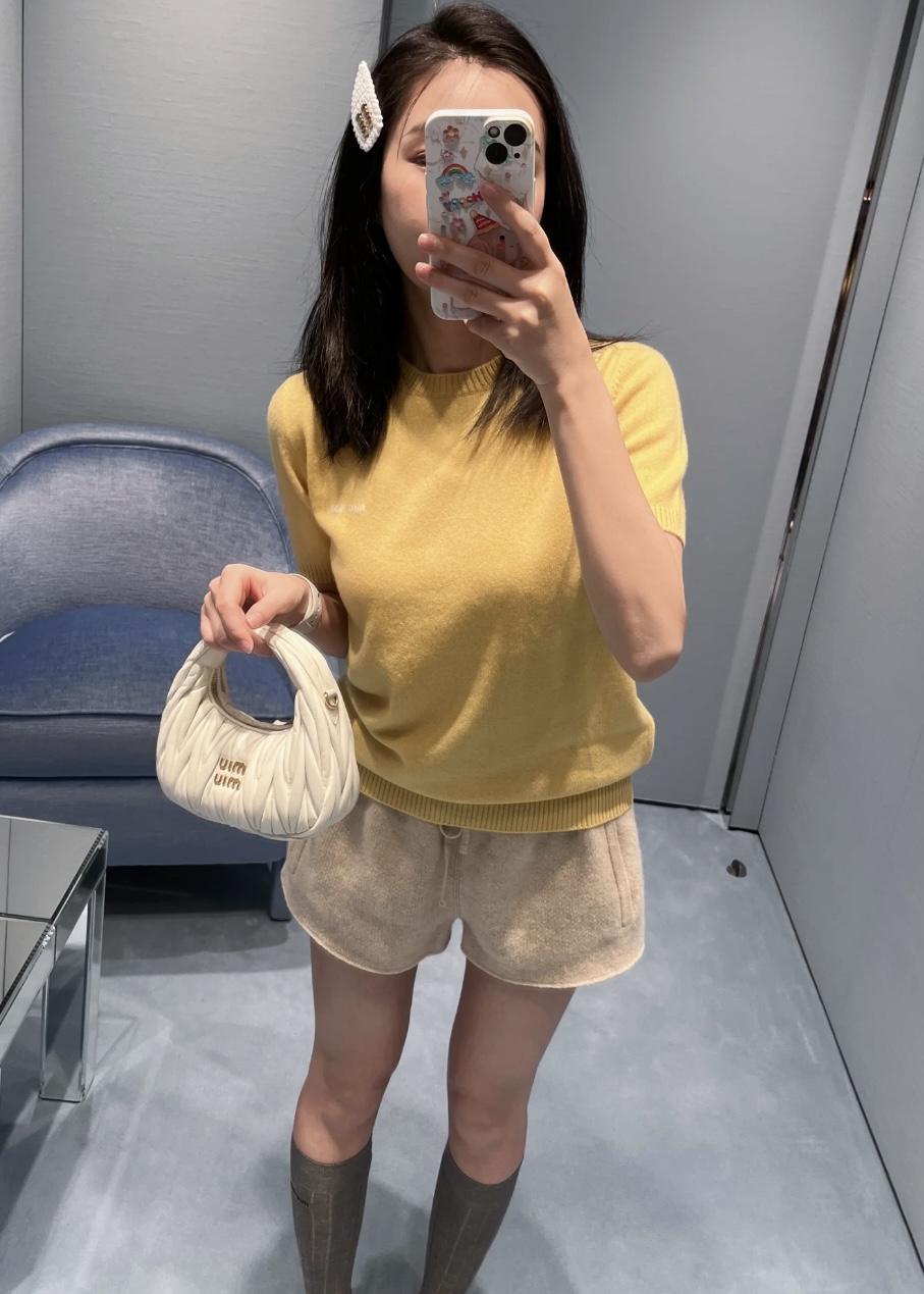 fcd05f382bb22f21e176f78abbe948a7.jpg