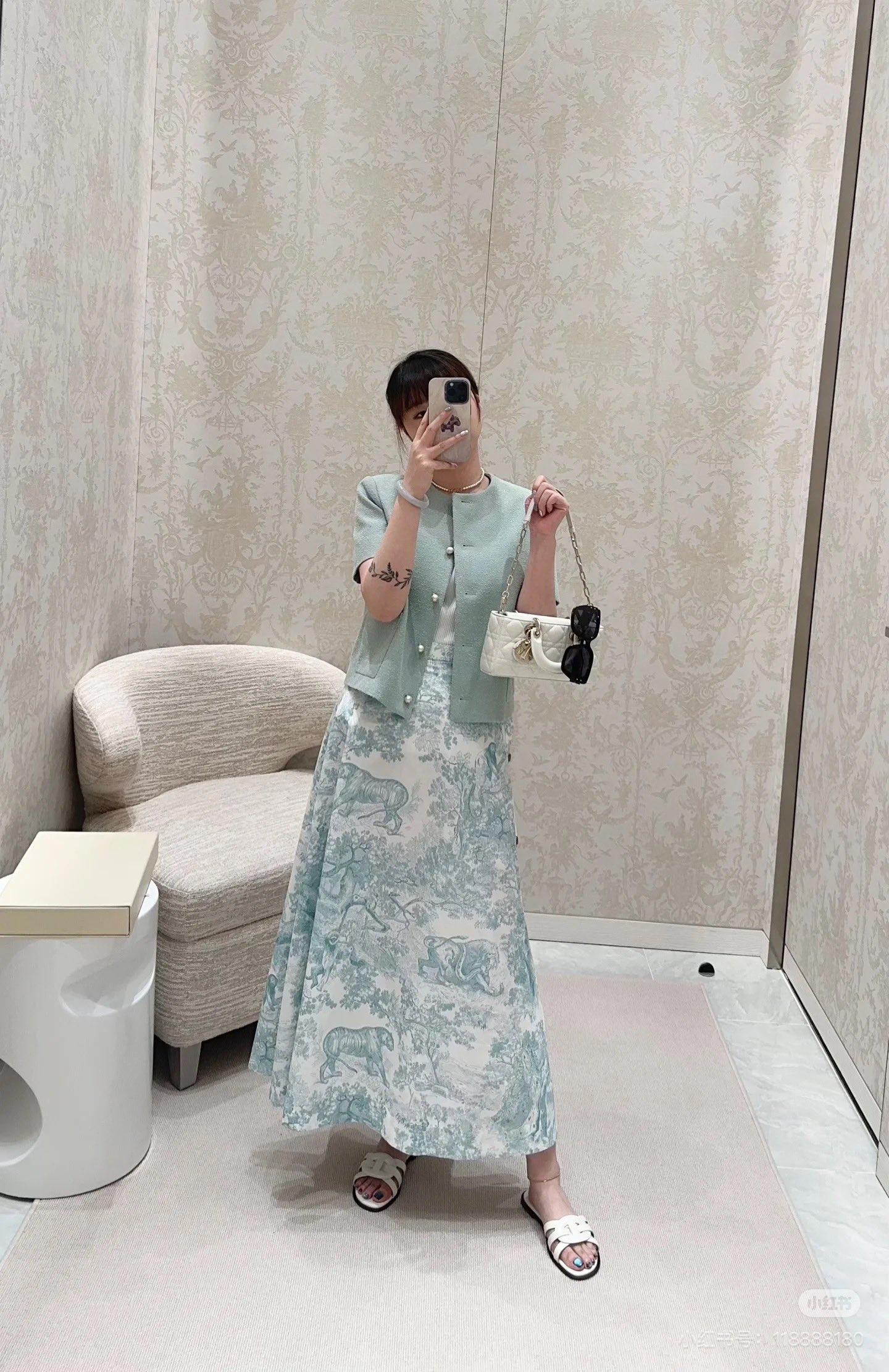 18feccd0a47ec538a2a7bd89a66b9a57.jpg