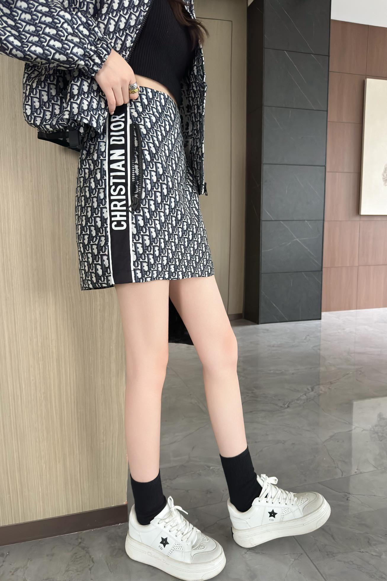 2815801cc62cce04c8231d1a6026a0b0.jpg