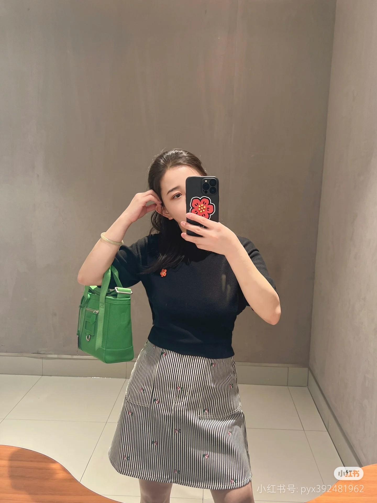 2e22210c62b4be11d70ba21b0790c8b8.jpg