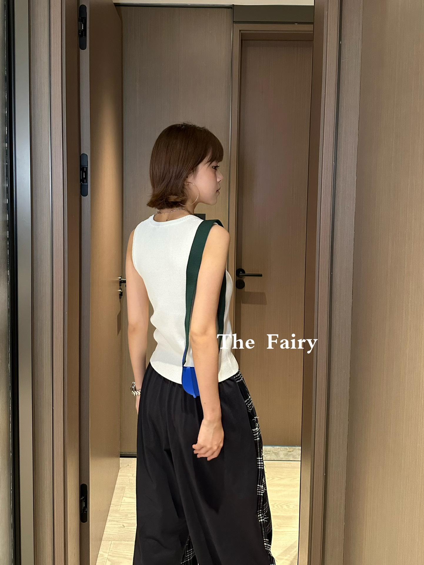 4cafbef1003f9fe94c0686252cd04e3a.jpg