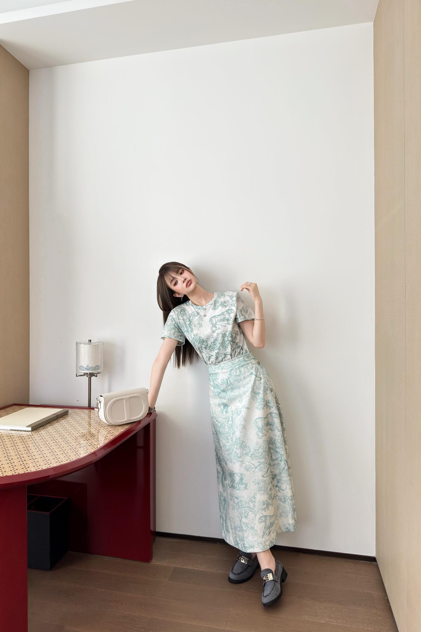 8b452443f1ff5abca3bc24f227768b1f.jpg