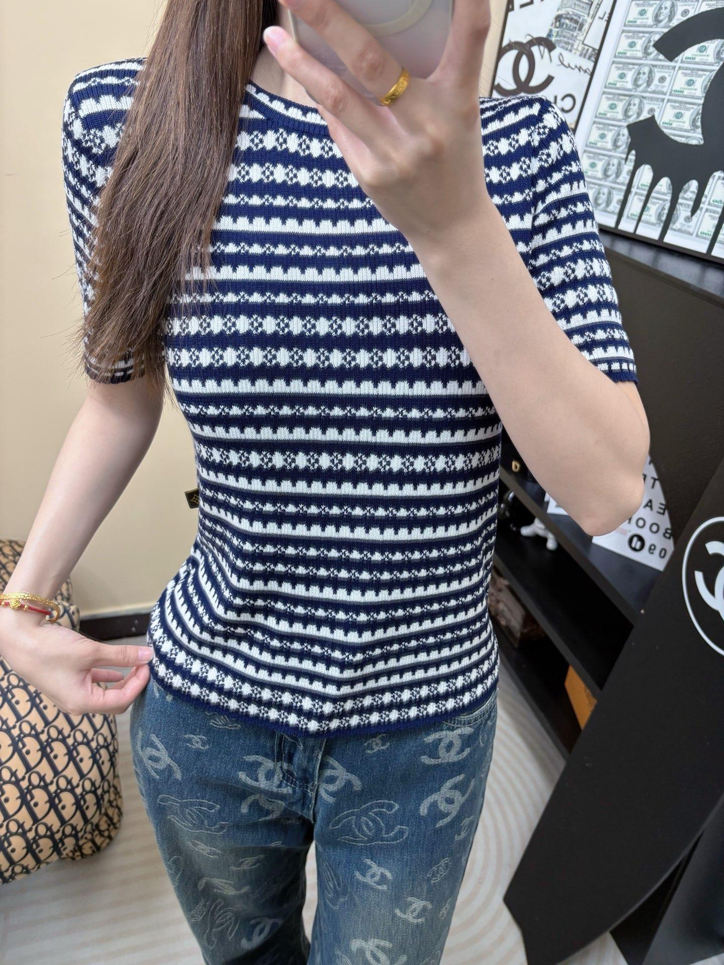 9ff52cf10f5e9e1be15ae1fd235d7e9f.jpg