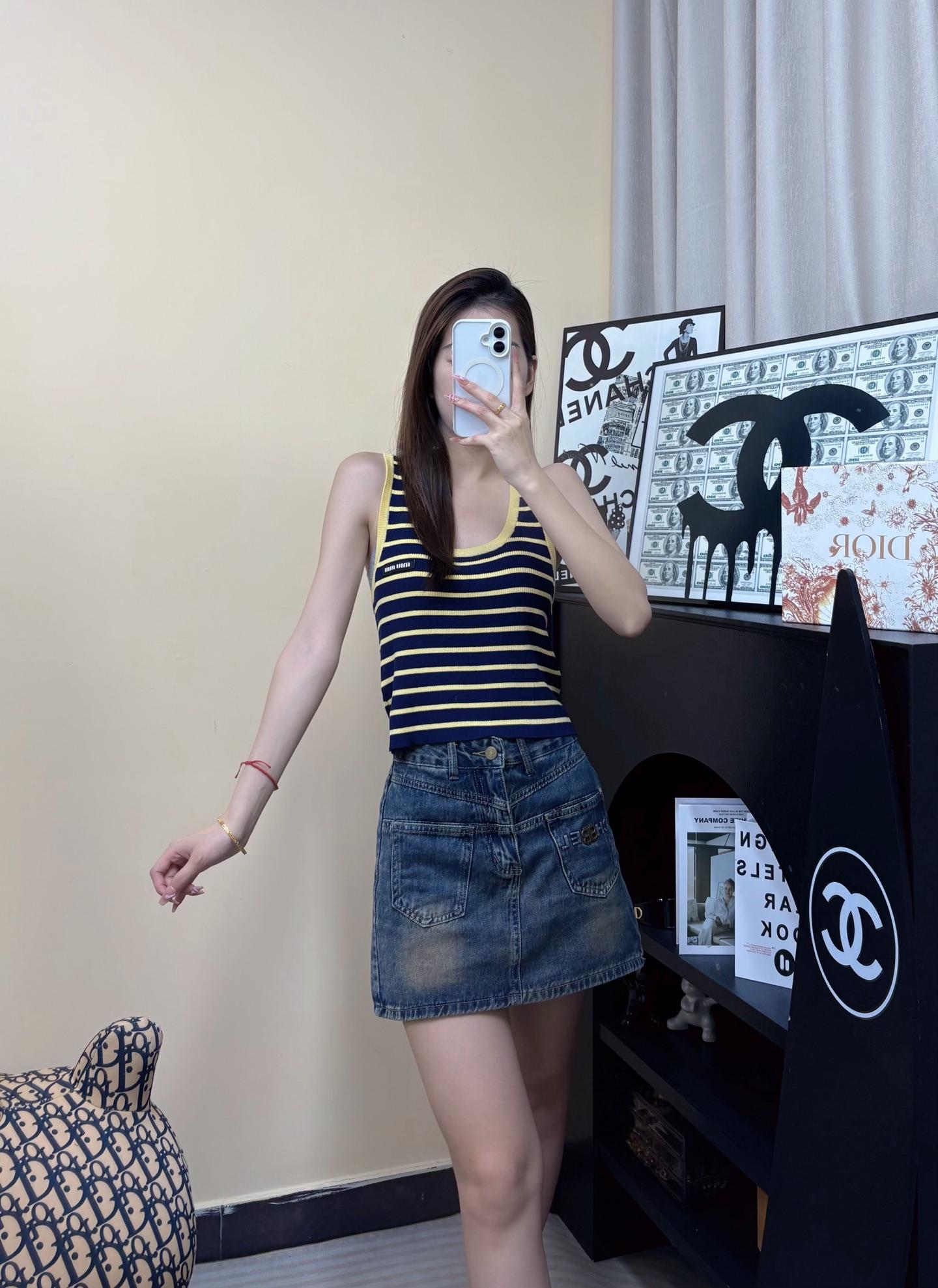 a5518cc6ed28e5b5bb9b84222ea8beed.jpg