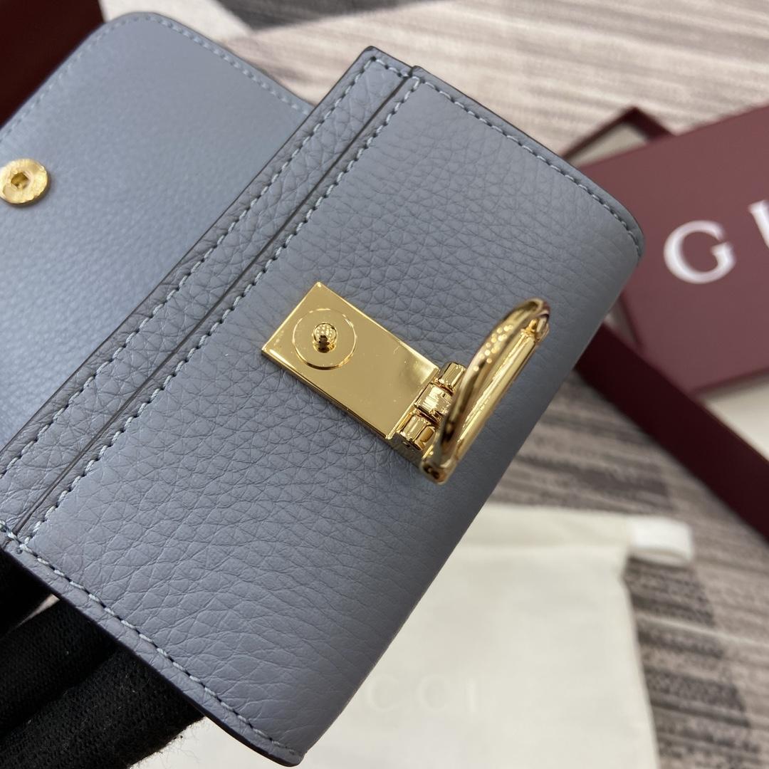 a859cafbcf7edc3dde1210b9eec5766f.jpg