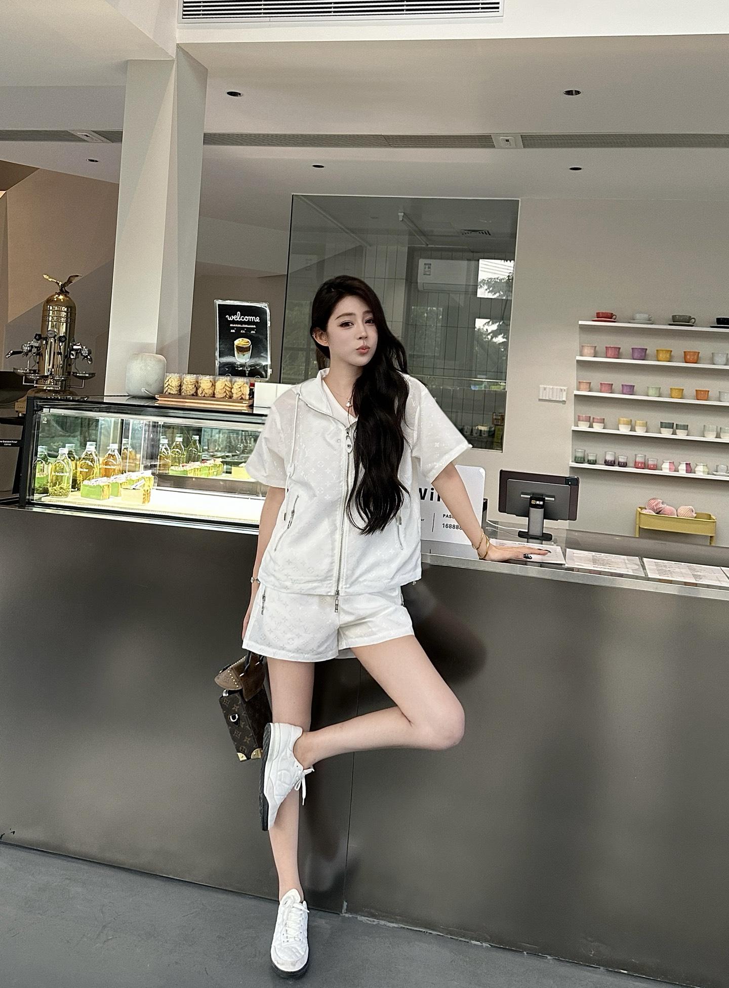 d2c20a6ae72353656eb4e90a55168eff.jpg