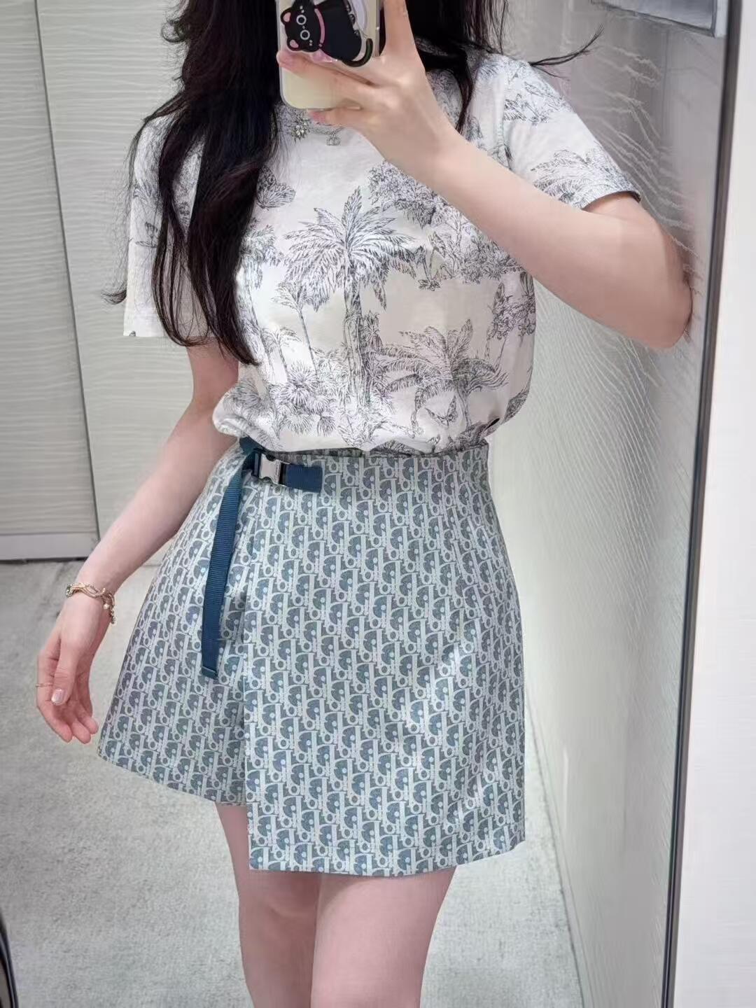 dc27df9e215f9c5a763a310cac62d96e.jpg