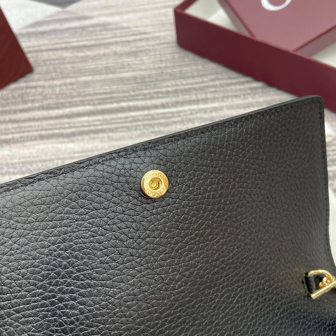 edc9e841f59c7d22cd6125b7a41e737b.jpg