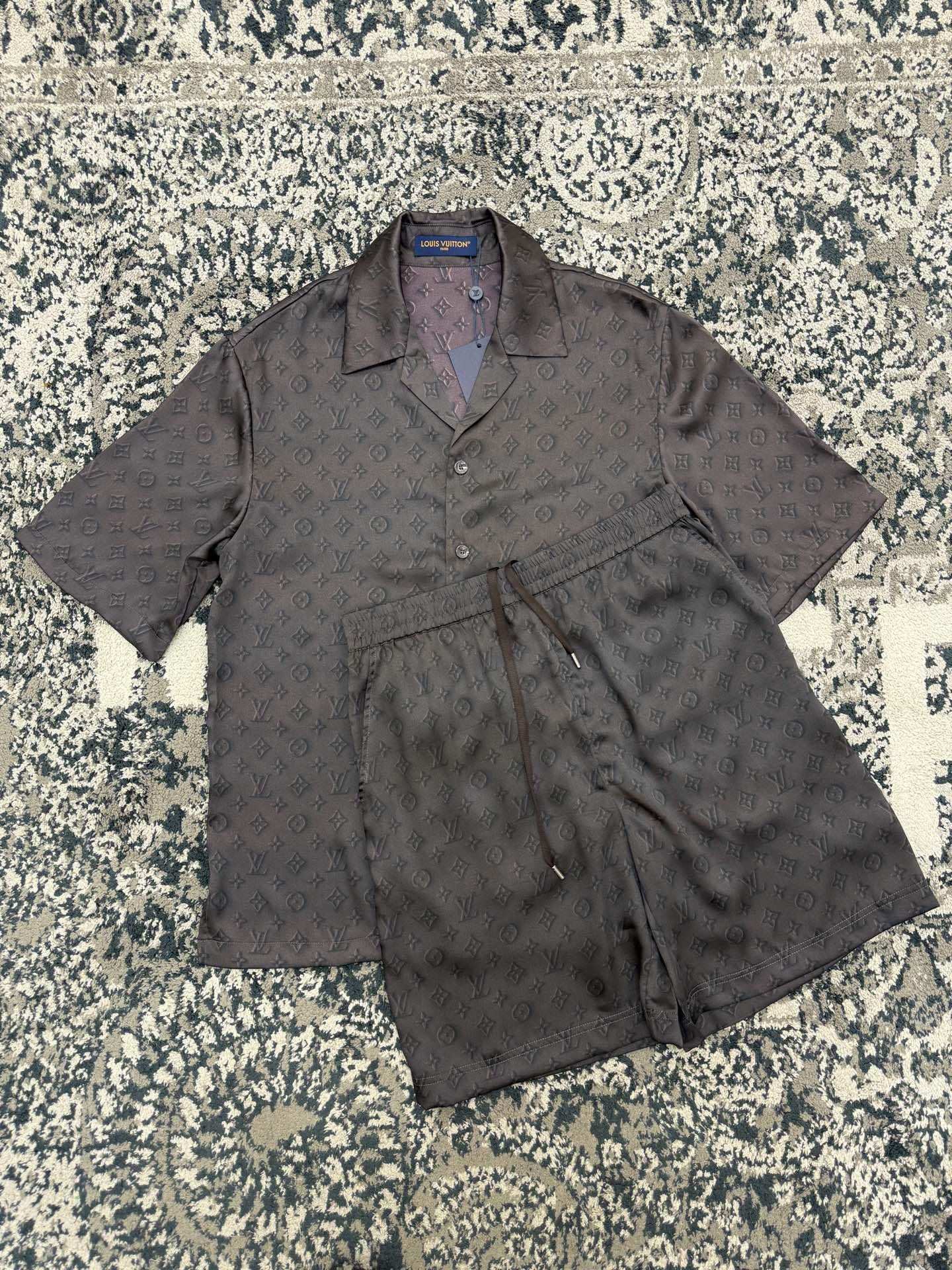 3b6ac7a085eabb8ca7084d55f6a430f6.jpg
