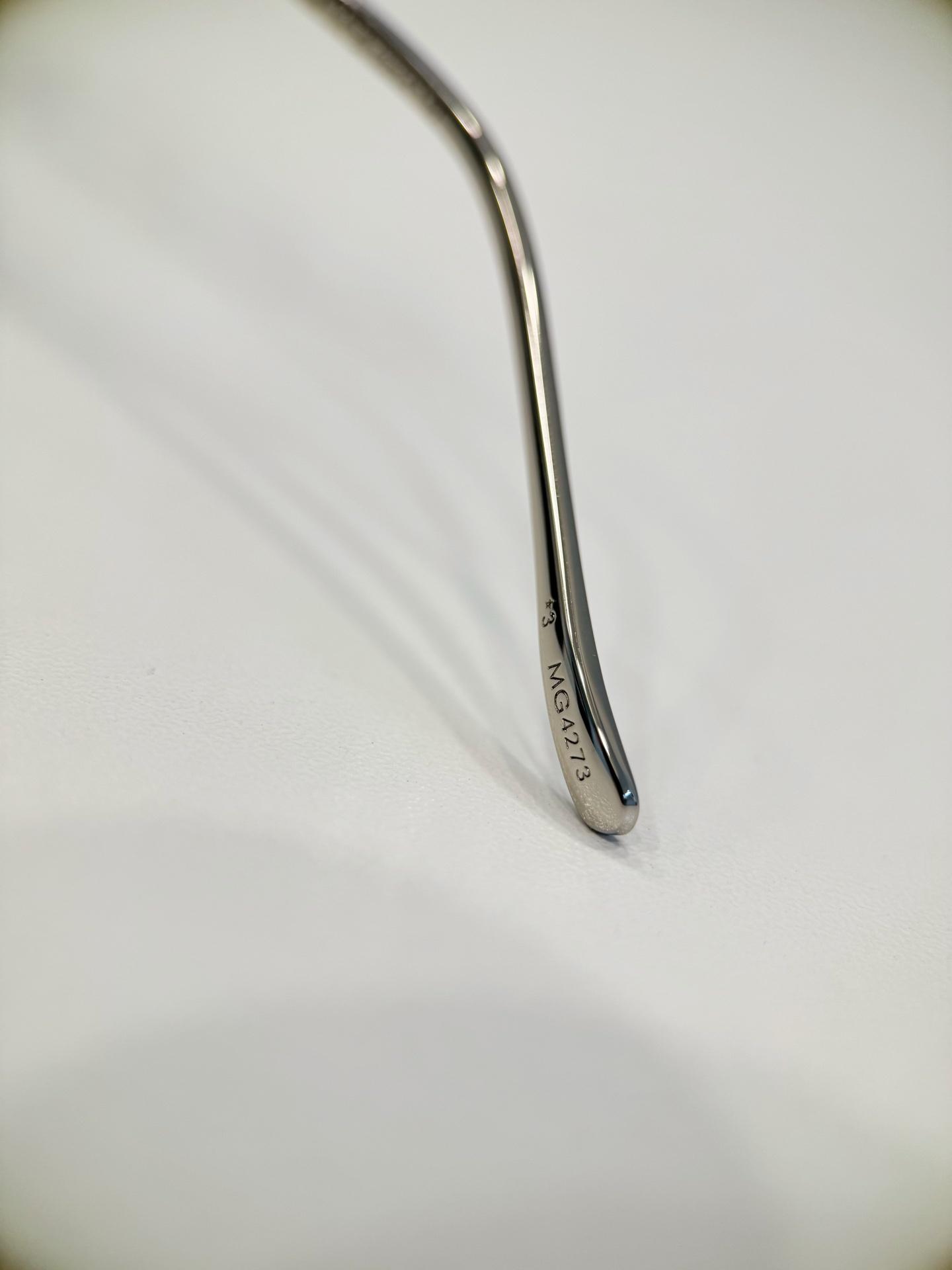 aef2fc3e4c83a5c1e6cc9c57156a3170.jpg