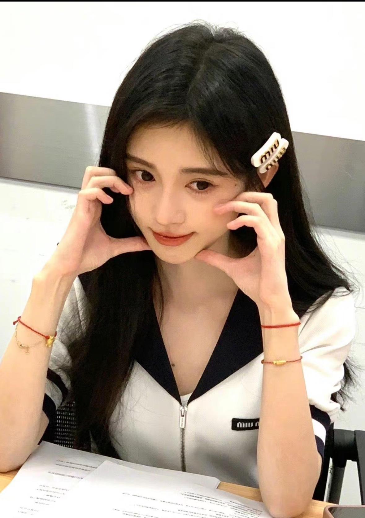 d9a64fd3bd10eccbb3227a060d0e0724.jpg