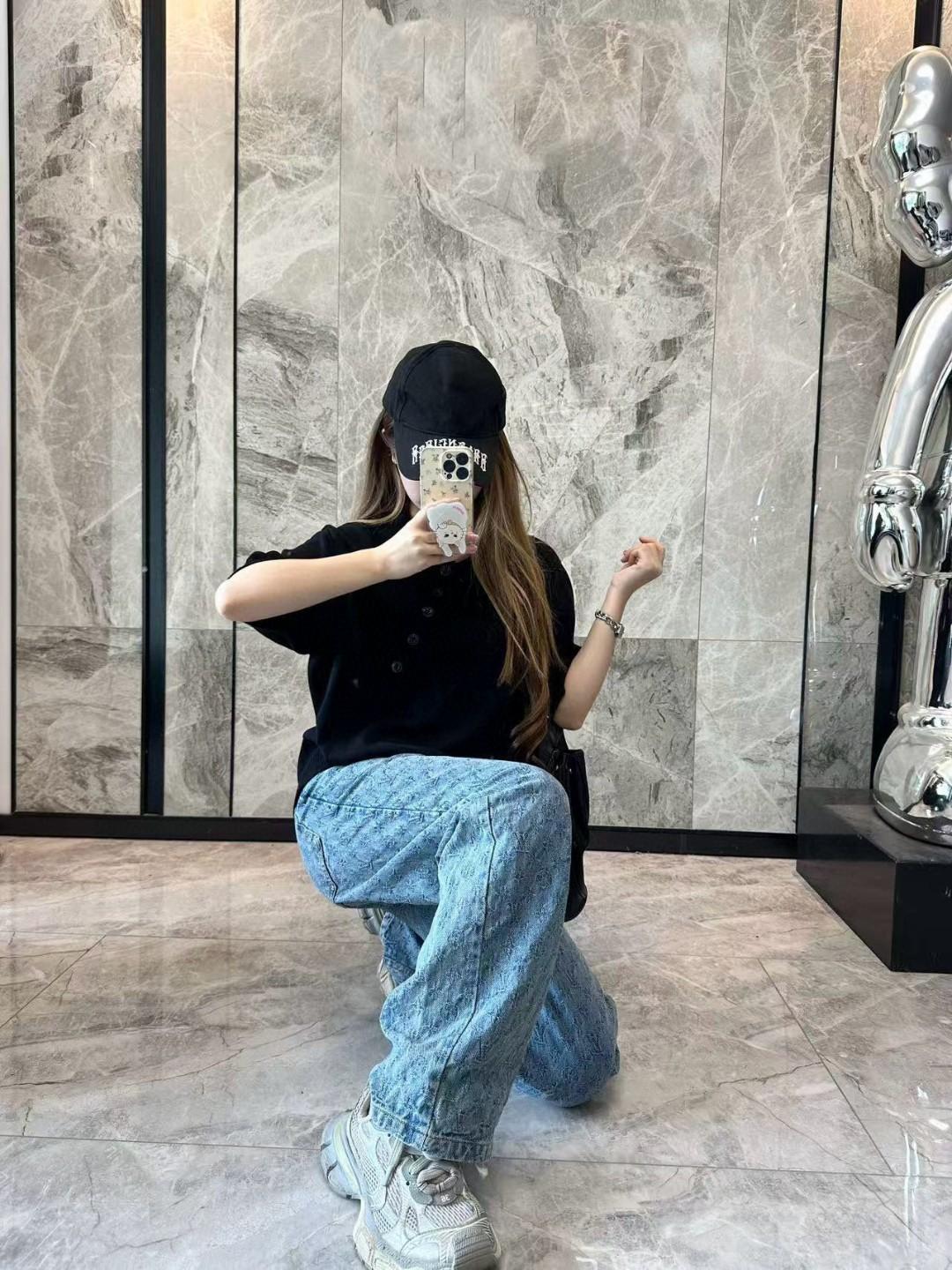 1ba4a83d3b406643d2af440b4c37c493.jpg
