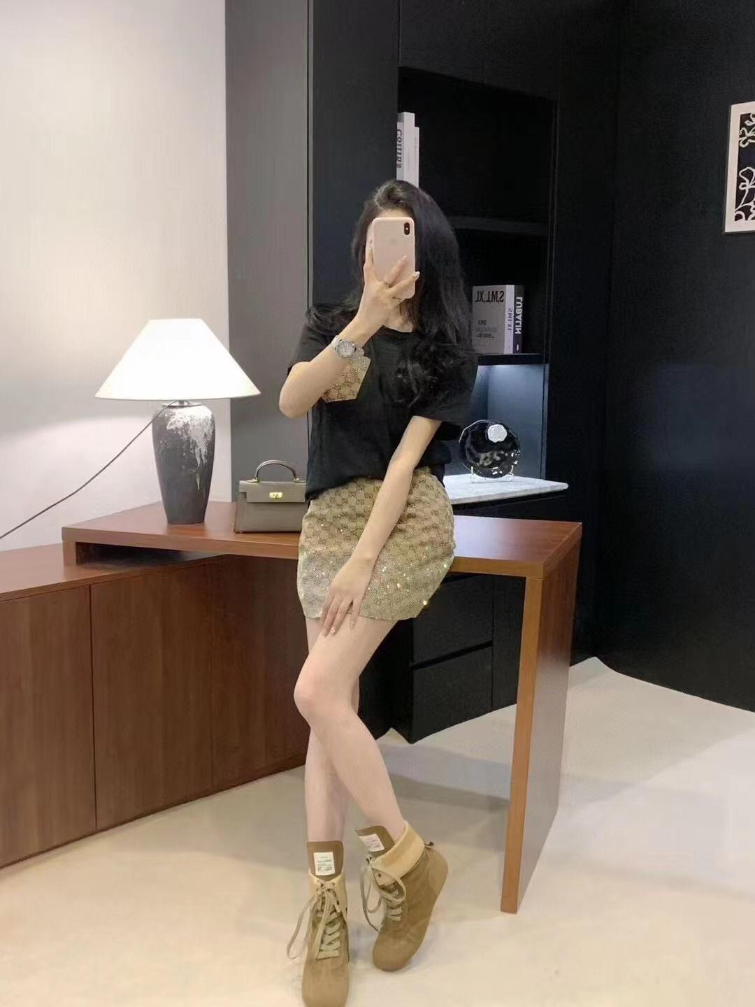 1ee173818177c47dc99939faf6868375.jpg