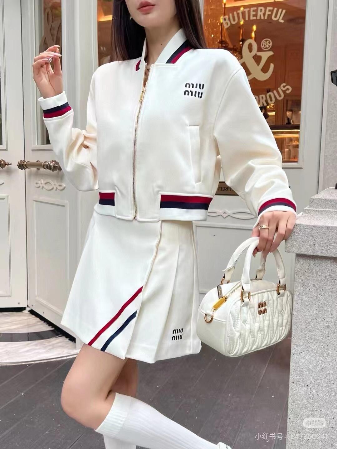 b7638c77632e1564c60ab942a3464a57.jpg