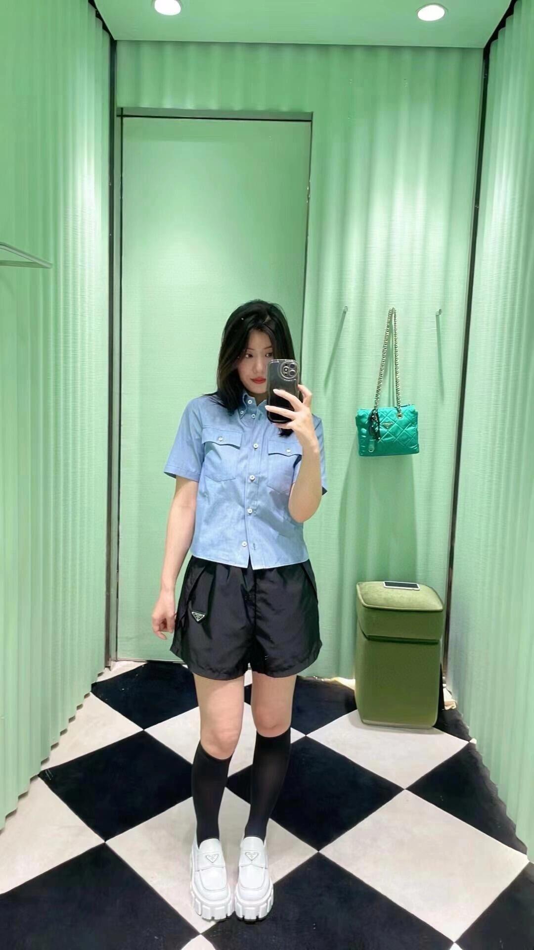 db03f19f27ebdbab543f630170c1c0a8.jpg