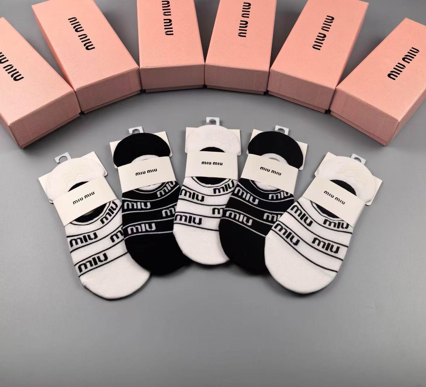 df804b27cbcbe2035c85f0eb6efa18c1.jpg
