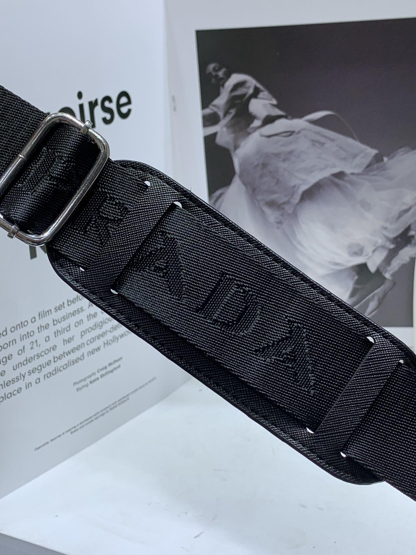 8887e4ec297f18d027edc75fdf5d4468.jpg