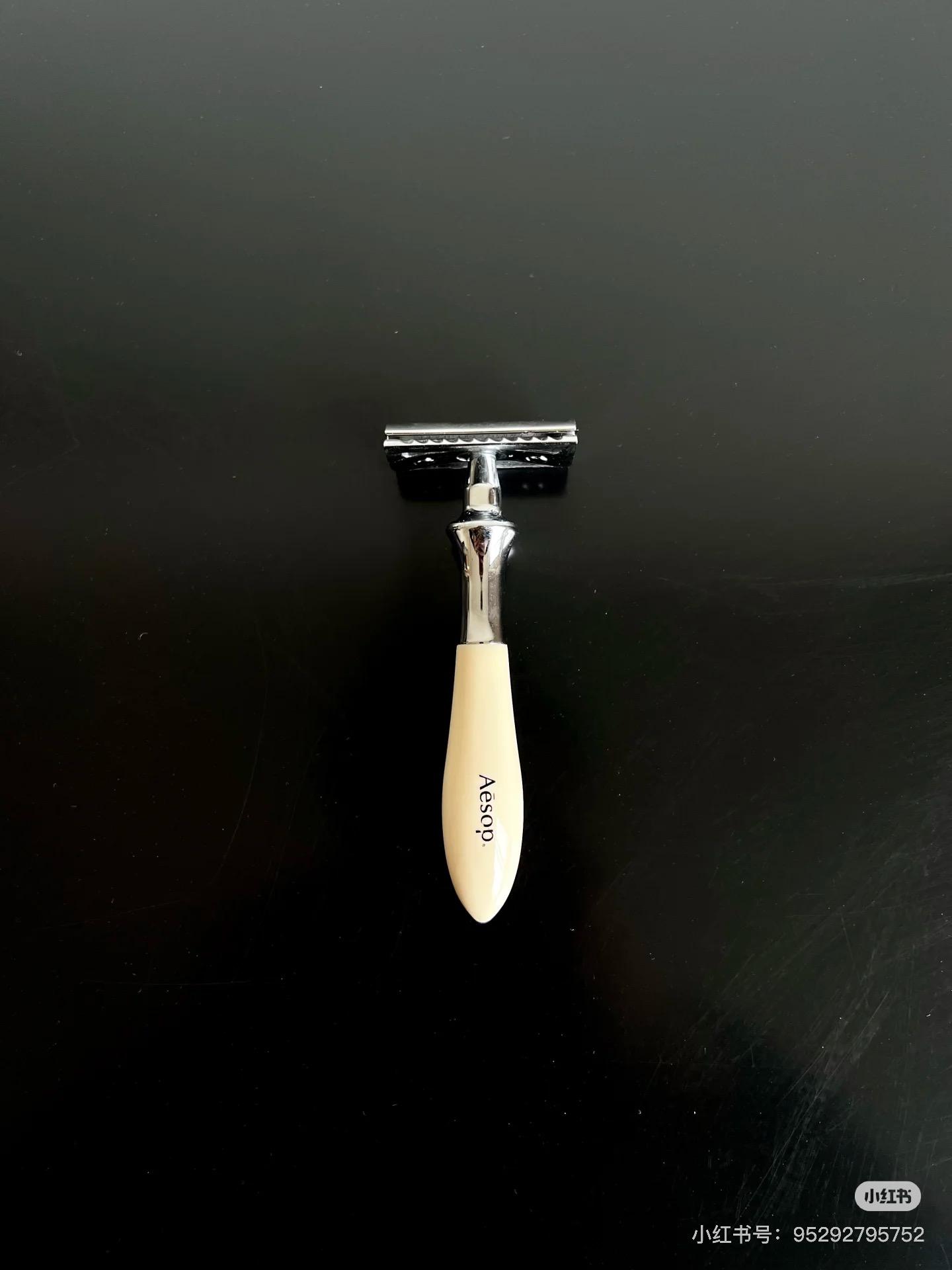 dee4340c15b601db282077c75cb3c804.jpg
