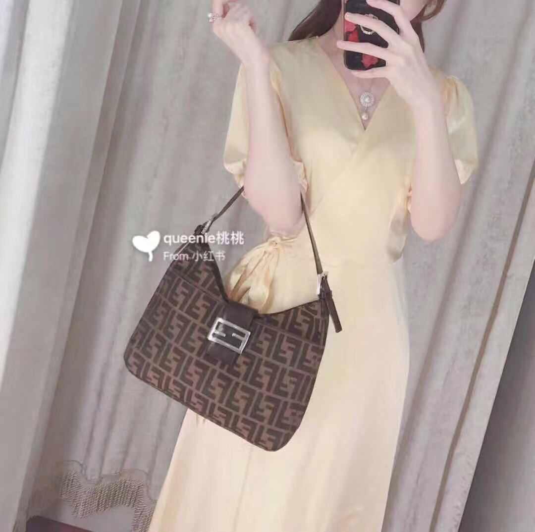 03f94eb373b89ec8ca4b7bb84de3dcf3.jpg