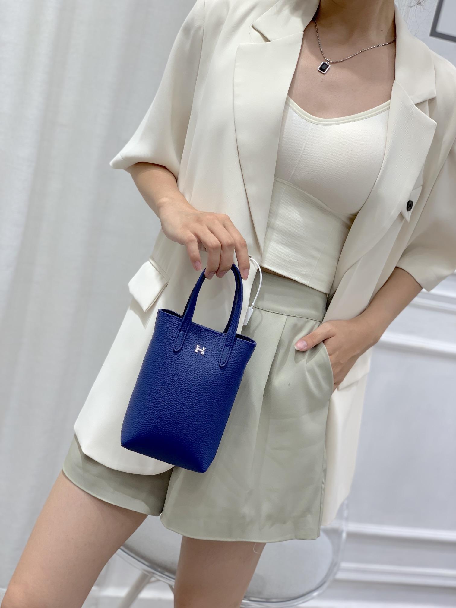 17aa25a1655ffe38029918f44c0ab3a3.jpg