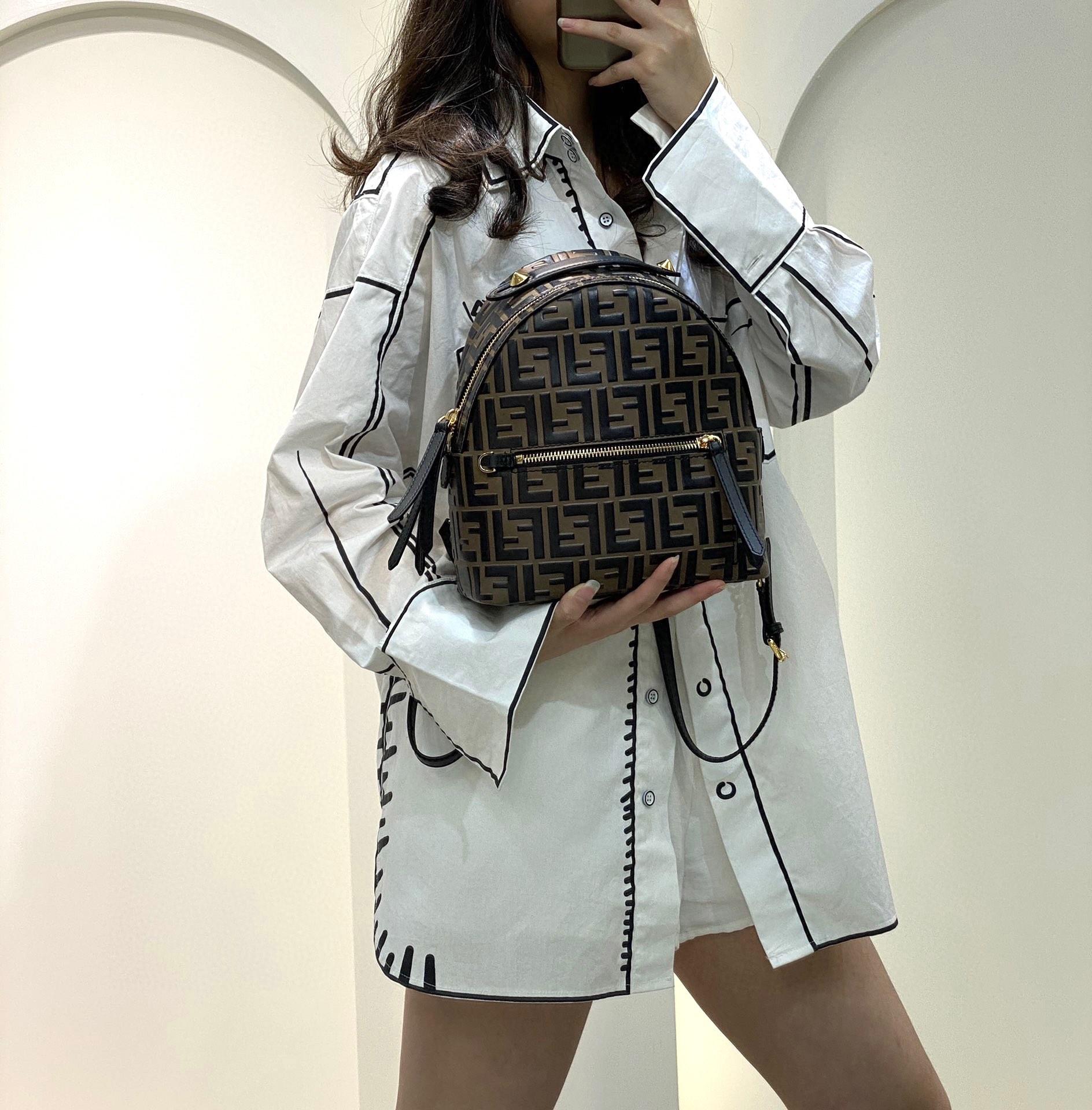 37a0d035517a9cf0f62fea5a161ba593.jpg