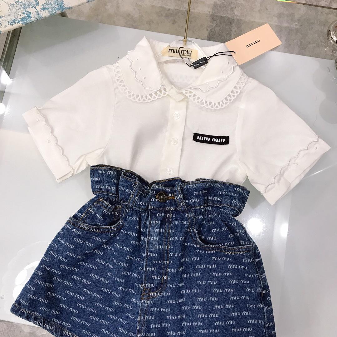 43e4ae1eb75e47c8a89a1ffa6a850ed0.jpg