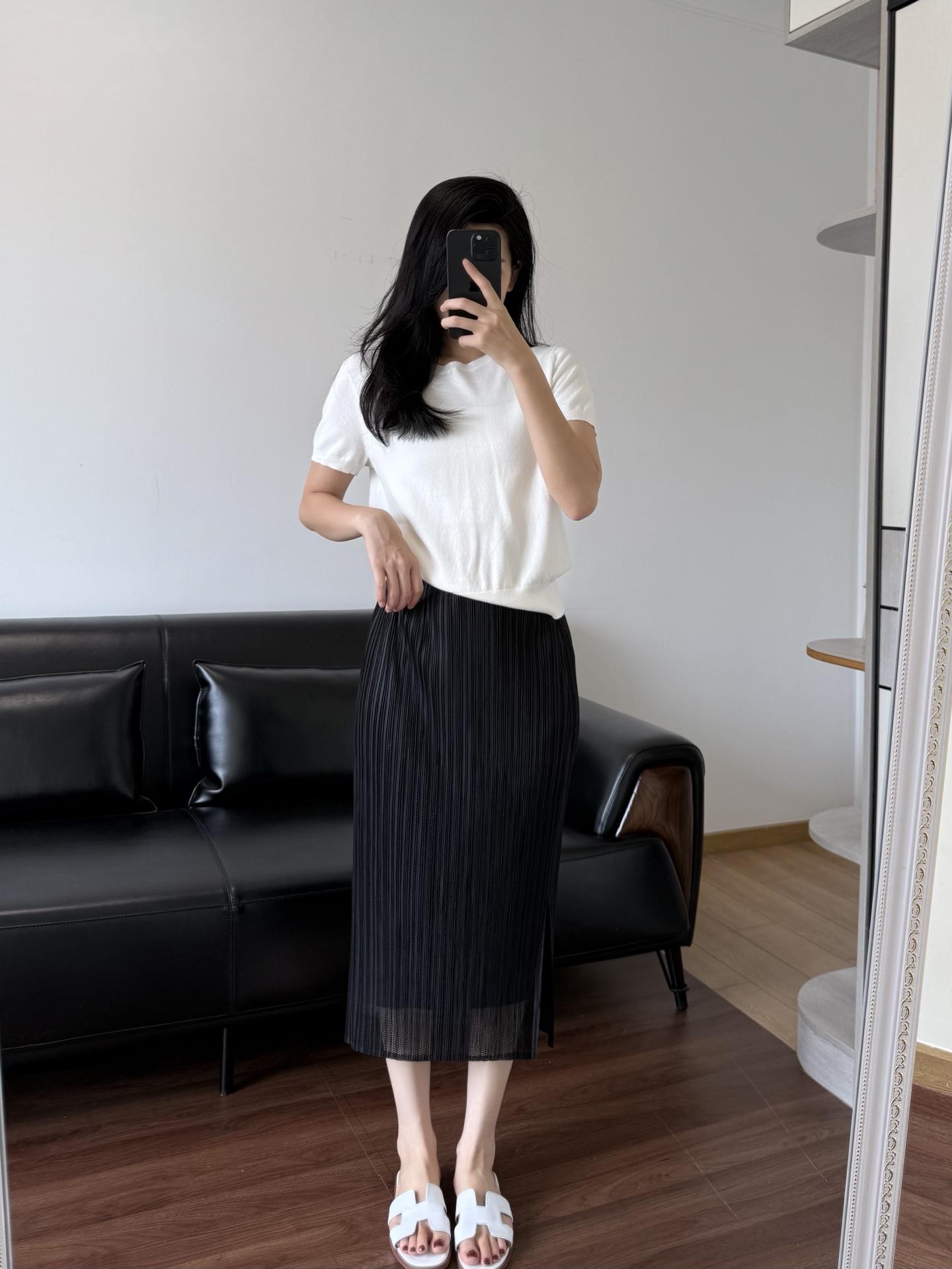 bd5cc594e55d501658d4a438fcd56b57.jpg