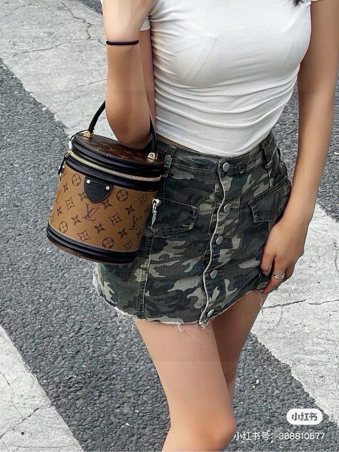 f0bbfe731e4343a55ebcda9f9b06dc22.jpg